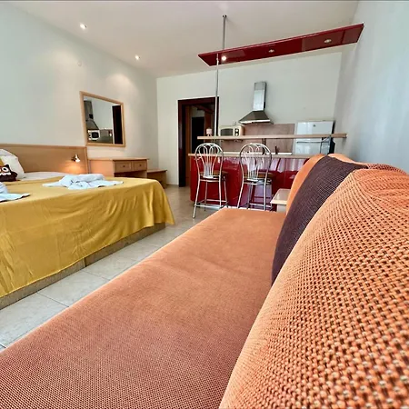 Menada Miramar Palace