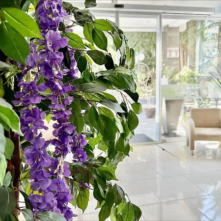 Апартамент Menada Miramar Palace *