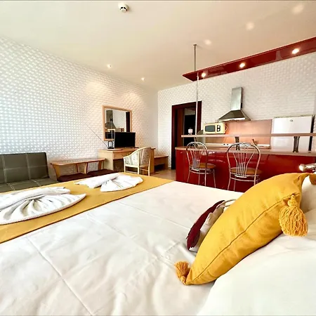 Menada Miramar Palace