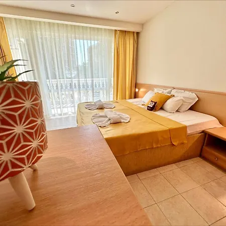 Menada Miramar Palace Apartment Sunny Beach