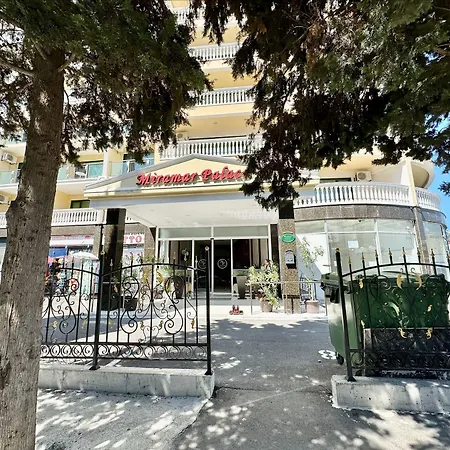 Menada Miramar Palace Apartment