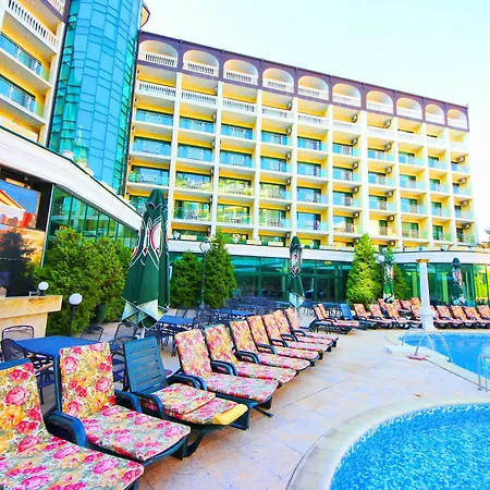 Apartment Menada Miramar Palace