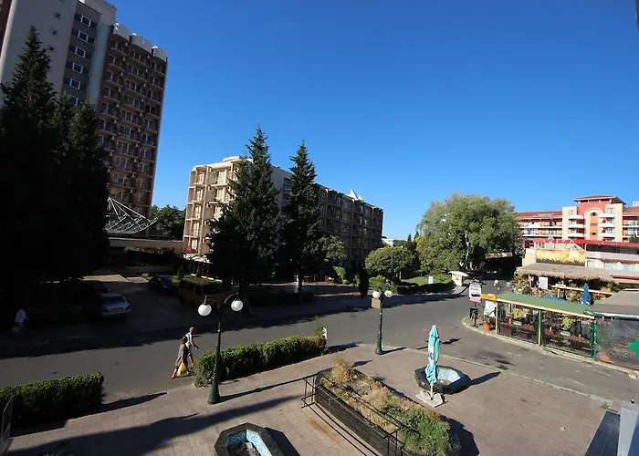 Menada Miramar Palace * Σάνι Μπιτς