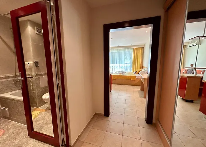 Menada Miramar Palace * Σάνι Μπιτς