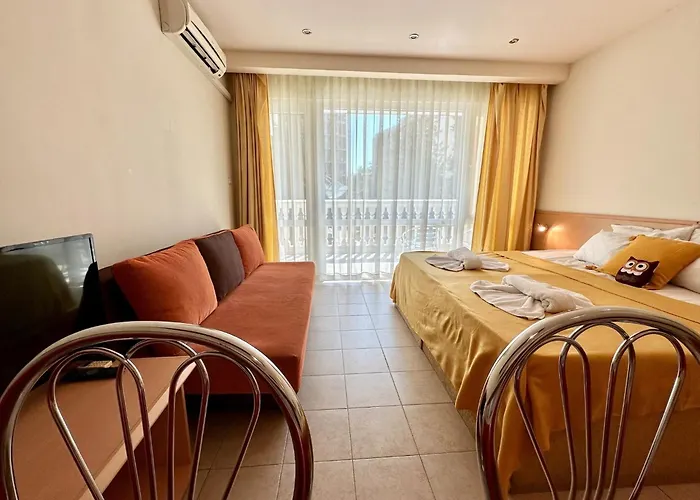 Menada Miramar Palace Διαμέρισμα Σάνι Μπιτς