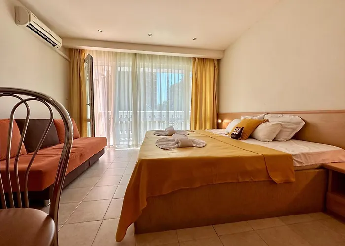 Menada Miramar Palace Σάνι Μπιτς