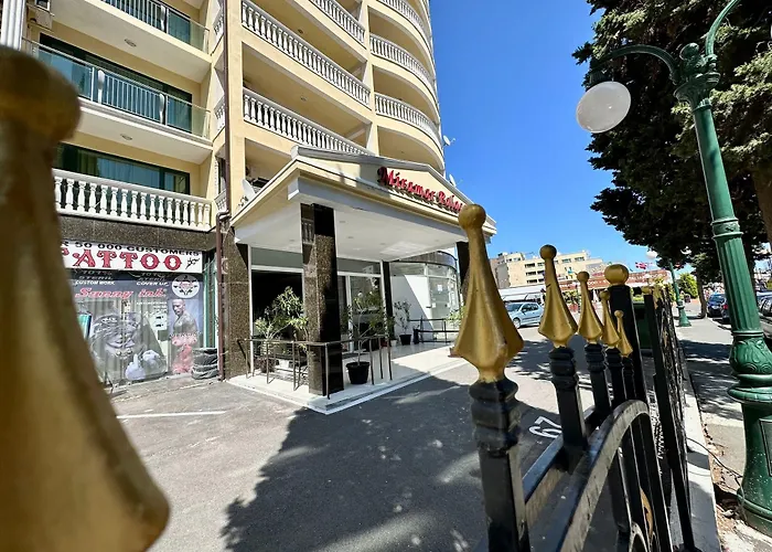 Menada Miramar Palace * Σάνι Μπιτς