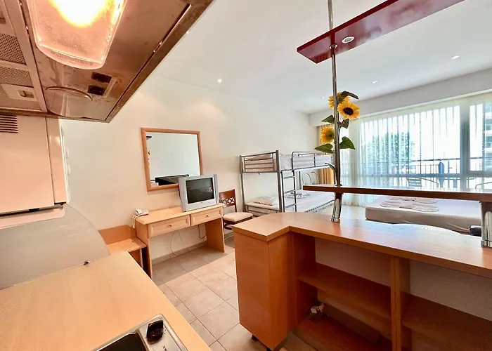 Menada Miramar Palace Σάνι Μπιτς