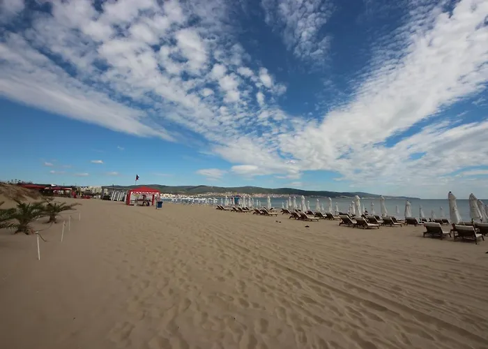 Menada Miramar Palace Σάνι Μπιτς